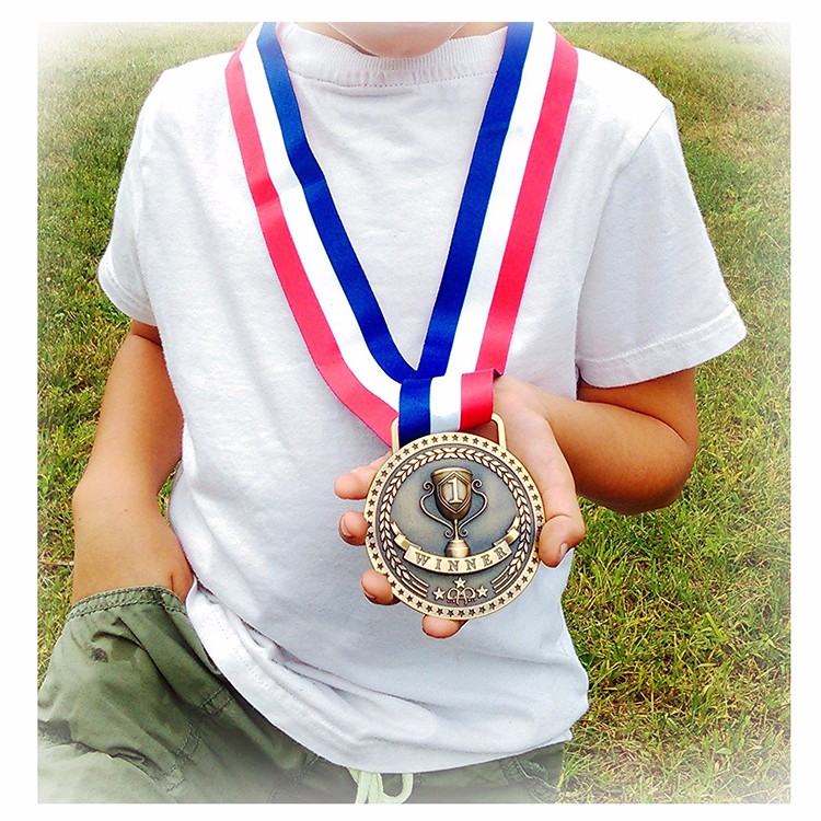 how to custom medals